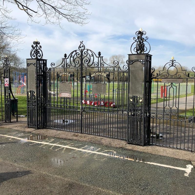 A-recent-jet-washing-job-at-Corwen-War-Memorial-5